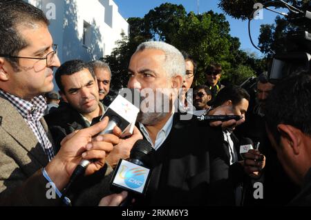 Bildnummer : 56533051 Datum : 25.11.2011 Copyright : imago/Xinhua (111129) -- RABAT, 29 novembre 2011 (Xinhua) -- une photo prise le 25 novembre 2011 montre Abdelilah Benkirane (C), chef du Parti de la justice et du développement (PJD), s'adressant aux médias à Rabat, Maroc. Mardi, le roi du Maroc a nommé Abdelilah Benkirane nouveau Premier ministre, a rapporté l agence de presse de l Etat. (Xinhua/Lin Feng) MAROC-PJD-NEW PM-BENKIRANE PUBLICATIONxNOTxINxCHN personnes Politik xns x1x 2011 quer 56533051 Date 25 11 2011 Copyright Imago XINHUA Rabat nov 29 2011 fichier XINHUA photo prise LE 25 2011 nov montre Abd Banque D'Images
