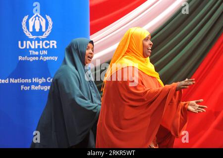 Bildnummer : 58128611 Datum : 20.06.2012 Copyright : imago/Xinhua (120620) -- NAIROBI, 20 juin 2012 (Xinhua) -- des femmes somaliennes exécutent des danses traditionnelles lors d'un événement marquant la Journée mondiale des réfugiés au Kenya National Museum à Nairobi, capitale du Kenya, le 20 juin 2012. Selon les statistiques du ministère kenyan des Affaires des réfugiés, plus de 520 000 000 réfugiés somaliens vivaient au Kenya au 31 mai 2012. (Xinhua/Ding Haitao) KENYA-NAIROBI-SOMALI-REFUGEE DAY PUBLICATIONxNOTxINxCHN Gesellschaft Flüchtlinge Weltflüchtlingstag Flüchtlingstag Tag der Lager Flüchtlingslager xns x0x 2012 quer 58128611 Da Banque D'Images