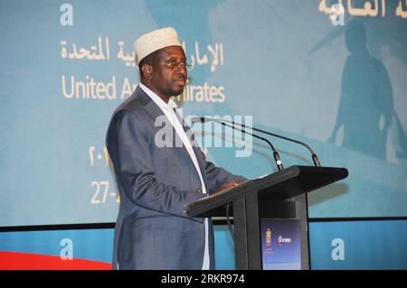 Bildnummer : 58156971 Datum : 27.06.2012 Copyright : imago/Xinhua (120627) -- DUBAÏ, 27 juin 2012 (Xinhua) -- Cheikh Sharif Sheikh Ahmed, président du gouvernement fédéral de transition de Somalie, prononce une allocution lors de la cérémonie d'ouverture de la 2e Conférence maritime contre la piraterie à Dubaï, Émirats arabes Unis, le 27 juin 2012. Le président Ahmed a déclaré mercredi que son pays avait besoin de plus de soutien financier et militaire de l'étranger pour lutter contre le terrorisme et la piraterie. (Xinhua/Ma Xiping) UAE-COUNTER PIRACY-CONFERENCE PUBLICATIONxNOTxINxCHN People Politik premiumd xbs x0x 2012 quer 58156971 Date Banque D'Images