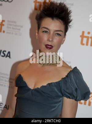 Bildnummer : 58445994 Datum : 07.09.2012 Copyright : imago/Xinhua TORONTO, le 7 septembre 2012 - l'actrice Olivia Williams pose pour des photos avant la projection du film Anna Karenina au théâtre Elgin lors du 37e Festival international du film de Toronto, Canada, le 7 septembre 2012. (Xinhua/Zou Zheng) CANADA-TORONTO-37E FESTIVAL INTERNATIONAL DU FILM PUBLICATIONxNOTxINxCHN Entertainment 37. Internationales Filmfestival People film Porträt x0x xdd premiumd 2012 hoch 58445994 Date 07 09 2012 Copyright Imago XINHUA Toronto sept 7 2012 l'actrice Olivia Williams pose pour des photos avant la projection Banque D'Images