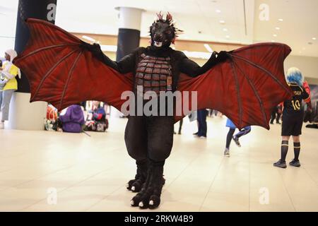 Cosplayers assistent à la deuxième journée de 'Fan Expo Canada' au Metro Toronto Convention Centre à Toronto, Ontario, Canada, le 25 août 2023. (Photo d'Arrh Chopra/NurPhoto) crédit : NurPhoto SRL/Alamy Live News Banque D'Images