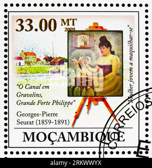 MOSCOU, RUSSIE - 12 JUILLET 2022 : timbre-poste imprimé au Mozambique montrant le canal de Gravelins, Georges-Pierre Seurat, 150e anniversaire (2009), ser Banque D'Images