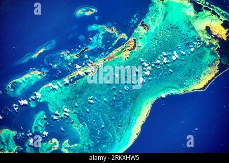 Caractéristique côtière dans la région d'Aruba et Curaçao, Venezuelaamélioration numérique d'une image par la NASA. Banque D'Images