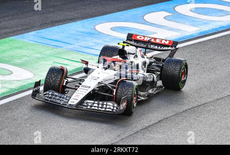 26 août 2023 ; circuit Zandvoort, Zandvoort, Hollande du Nord, pays-Bas; Formule 1 Heineken Dutch Grand Prix 2023 ; Journée qualificative ; Yuki Tsunoda (JAP) dans l'AT04 de la Scuderia AlphaTauri Banque D'Images