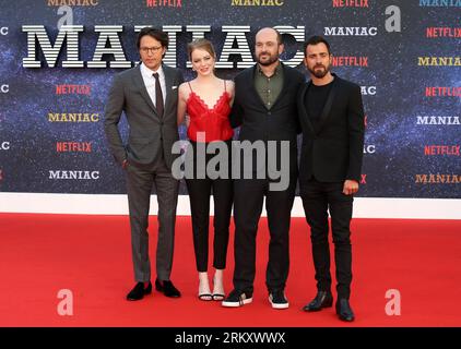 Londres, Royaume-Uni. 13 septembre 2018. Cary Fukunaga, Emma Stone, Patrick Somerville et Justin Theroux assistent à la première mondiale de la nouvelle série Netflix 'Maniacc' au Southbank Centre de Londres. (Photo Fred Duval/SOPA Images/Sipa USA) crédit : SIPA USA/Alamy Live News Banque D'Images