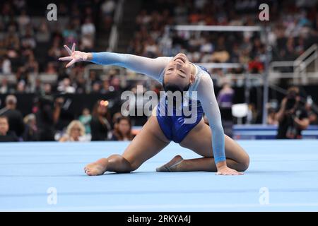 25 août 2023 : la gymnaste Leanne Wong lors de la compétition senior féminine Day 1 aux Championnats américains de gymnastique 2023. La compétition se déroule au SAP Center de San Jose, en Californie. Melissa J. Perenson/CSM Banque D'Images