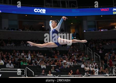 25 août 2023 : la gymnaste Leanne Wong lors de la compétition senior féminine Day 1 aux Championnats américains de gymnastique 2023. La compétition se déroule au SAP Center de San Jose, en Californie. Melissa J. Perenson/CSM Banque D'Images