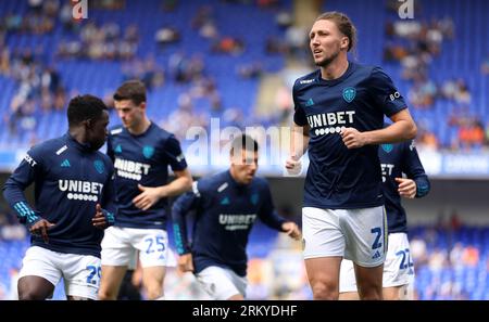 Luke Ayling de Leeds United lors de l’échauffement de son équipe avant le match du championnat Sky Bet à Portman Road, Ipswich. Date de la photo : Samedi 26 août 2023. Banque D'Images