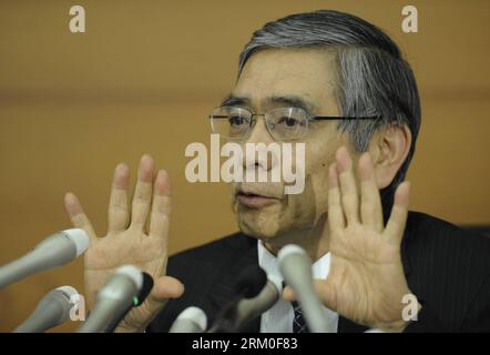 Bildnummer : 59400825 Datum : 21.03.2013 Copyright : imago/Xinhua (130321) -- TOKYO, 21 mars 2013 (Xinhua) -- Haruhiko Kuroda, nouveau gouverneur de la Banque du Japon (BOJ), prononce une conférence de presse au siège de la BOJ à Tokyo, Japon, le 21 mars 2013. (Xinhua/Kenichiro Seki) (zjl) JAPAN-TOKYO-BOJ-PRESS CONFERENCE PUBLICATIONxNOTxINxCHN Politik Wirtschaft People x0x xdd premiumd 2013 quer 59400825 Date 21 03 2013 Copyright Imago XINHUA Tokyo Mars 21 2013 XINHUA la Banque du Japon le nouveau gouverneur de la BOJ Haruhiko Kuroda prononce une conférence de presse AU siège de la BOJ à Tokyo Japon EN mars Banque D'Images