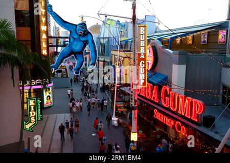 Universal City Hollywood, Californie : Bubba Gump Shrimp Company Restaurant and Market, restaurant de fruits de mer américain sur CityWalk à Universal Studios Banque D'Images