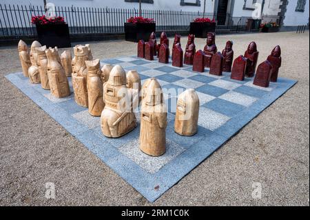 Waterford, Irlande- 17 juillet 2023 : le grand jeu d'échecs presque en taille réelle à Waterford Irlande Banque D'Images