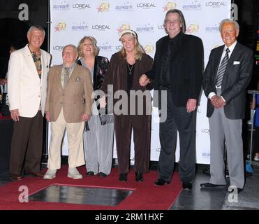 Hollywood, USA. 03rd Nov, 2010. November 3, 2010 Hollywood, Ca. Roger Williams, Mickey Rooney, wife Jan Rooney, Diane Ladd, Jim Ladd and Bob Barker Hollywood Walk of Fame's 50th Birthday Bash held at Hollywood and Highland © Tammie Arroyo/AFF-USA.COM Credit: AFF/Alamy Live News Stock Photo