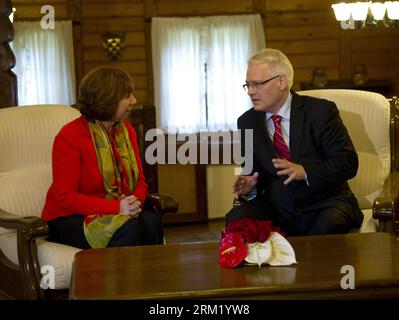 Bildnummer: 59653163  Datum: 16.05.2013  Copyright: imago/Xinhua (130516) -- ZAGREB, May 16, 2013 (Xinhua) -- Visiting EU High Representative for Foreign Affairs and Security Policy Catherine Ashton (L) talks with Croatian President Ivo Josipovic in Presidental Palace in Zagreb, capital of Croatia, May 16, 2013. Catherine Ashton is on her first official visit to Croatia. Croatia is set to become the 28th member state of the European Union on July 1, 2013. (Xinhua/Miso Lisanin) (dtf) CROATIA-ZAGREB-CATHERINE ASHTON VISIT PUBLICATIONxNOTxINxCHN People Politik premiumd x0x xsk 2013 quer      5965 Stock Photo