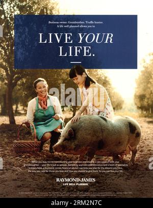 Magazine 'Conde Nast Traveler' juillet/août 2023 publication publicitaire, États-Unis Banque D'Images