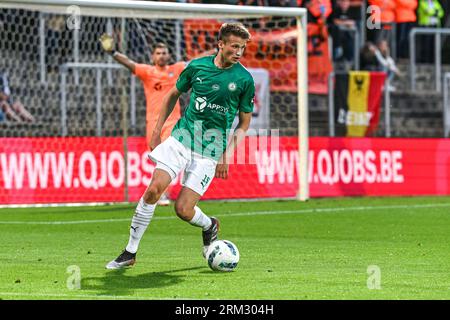 Lommel, Belgique. 26 août 2023. Lucas Schoofs (15 ans) de Lommel photographié lors d'un match de football entre SK Lommel et KMSK Deinze lors de la troisième journée de la Challenger Pro League pour le 2023-2024 le 26 août 2023 à Lommel, Belgique. Crédit : Sportpix/Alamy Live News Banque D'Images