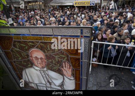 Bildnummer: 60337248  Datum: 07.08.2013  Copyright: imago/Xinhua visit the Saint Cayetano parish during the celebration of the Saint Cayetano Day, in the Liniers neighborhood, in Buenos Aires city, capital of Argentina, on Aug. 7, 2013. The holiday of Saint Cayetano, who was beatified on Oct. 8, 1629 by Pope Urban VIII and canonized on April 12, 1671 by Pope Clement X, is celebrated on Aug. 7. (Xinhua/Martin Zabala) ARGENTINA-BUENOS AIRES-SOCIETY-CELEBRATION PUBLICATIONxNOTxINxCHN Kultur Religion Katholische Kirche xns x0x 2013 quer premiumd     60337248 Date 07 08 2013 Copyright Imago XINHUA Stock Photo