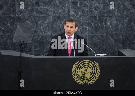 Bildnummer : 60527220 Datum : 25.09.2013 Copyright : imago/Xinhua (130925) -- NEW YORK, 25 septembre 2013 (Xinhua) -- le Président du Pérou, Ollanta Humala Tasso, prend la parole lors du débat général de la 68e session de l'Assemblée générale des Nations Unies au siège de l'ONU à New York, le 25 septembre 2013, deuxième jour du débat général. (Xinhua/Niu Xiaolei) (dzl) un-ASSEMBLÉE GÉNÉRALE-DÉBAT GÉNÉRAL PUBLICATIONxNOTxINxCHN People Politik Generalversammlung un uno xcb x0x 2013 quer premiumd 60527220 Date 25 09 2013 Copyright Imago XINHUA New York sept 25 2013 XINHUA Président du Pérou Ollanta Banque D'Images