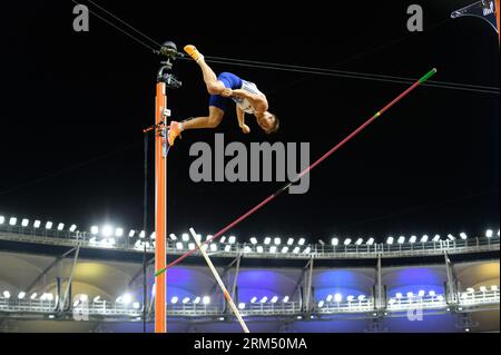 Thibaut collet (France) lors de la finale du saut à la pole lors des championnats du monde d'athlétisme 2023 au Centre National d'Athlétisme, à Budapest, Hongrie. (Sven Beyrich/SPP) crédit : SPP Sport Press photo. /Alamy Live News Banque D'Images