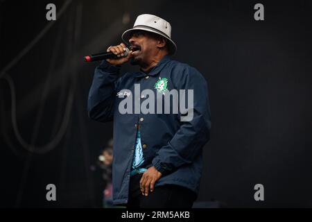 Paris, France. 26 août 2023. Sen Dog du groupe Cypress Hill se produit sur scène pendant le concert. Le troisième jour de la 20e édition du festival de musique français Rock en Seine a été présenté par le duo britannique The Chemical Brothers, au domaine National de Saint-Cloud. Crédit : SOPA Images Limited/Alamy Live News Banque D'Images