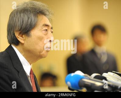 (140122) -- TOKYO, 22 janv. 2014 (Xinhua) -- l'ancien Premier ministre japonais Morihiro Hosokawa prononce une conférence de presse au Tokyo Metropolitan Government Building à Tokyo, capitale du Japon, le 22 janvier 2014. Hosokawa a déclaré qu'il se présente à l'élection du gouverneur de Tokyo avec le soutien d'un autre ancien Premier ministre Junichiro Koizumi, dans le but d'abandonner les réacteurs nucléaires au Japon. (Xinhua/Stinger) (zjl) JAPON-TOKYO-GOVERNOR ELECTION-MIRIHIRO HOSOKAWA PUBLICATIONxNOTxINxCHN Tokyo Jan 22 2014 XINHUA l'ancien Premier ministre japonais Morihiro Hosokawa prononce une conférence de presse à Tok Banque D'Images