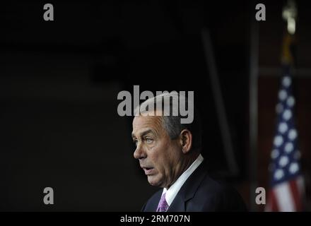 (140206) -- WASHINGTON D.C., 6 février 2014 (Xinhua) -- John Boehner (R-Oh), président de la Chambre des représentants des États-Unis, prend la parole lors d'une conférence de presse sur Capitol Hill à Washington D.C., capitale des États-Unis, le 6 février 2014. Boehner a déclaré jeudi qu'il sera difficile d'adopter une législation sur l'immigration cette année. (Xinhua/Zhang Jun) US-WASHINGTON-POLITICS-BOEHNER-IMMIGRATION PUBLICATIONxNOTxINxCHN Washington D C février 6 2014 XINHUA U S Président John Boehner r Oh parle lors d'une conférence de presse SUR Capitole à Washington D C capitale des États-Unis février 6 2014 Boehner a déclaré jeudi Thatcher IT Banque D'Images