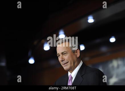 (140206) -- WASHINGTON D.C., 6 février 2014 (Xinhua) -- John Boehner (R-Oh), président de la Chambre des représentants des États-Unis, prend la parole lors d'une conférence de presse sur Capitol Hill à Washington D.C., capitale des États-Unis, le 6 février 2014. Boehner a déclaré jeudi qu'il sera difficile d'adopter une législation sur l'immigration cette année. (Xinhua/Zhang Jun) US-WASHINGTON-POLITICS-BOEHNER-IMMIGRATION PUBLICATIONxNOTxINxCHN Washington D C février 6 2014 XINHUA U S Président John Boehner r Oh parle lors d'une conférence de presse SUR Capitole à Washington D C capitale des États-Unis février 6 2014 Boehner a déclaré jeudi Thatcher IT Banque D'Images