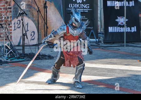 Wroclaw, Wroclaw, Pologne. 26 août 2023. Traditionnellement, pendant les Journées Fantasy à WrocÅ‚aw, les participants créent des costumes étonnants, jouent le rôle de héros de différents mondes et les emmènent dans les mondes de la fantaisie. (Image de crédit : © Krzysztof Zatycki/ZUMA Press Wire) USAGE ÉDITORIAL SEULEMENT! Non destiné à UN USAGE commercial ! Banque D'Images