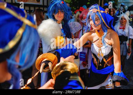 Wroclaw, Wroclaw, Pologne. 26 août 2023. Traditionnellement, pendant les Journées Fantasy à WrocÅ‚aw, les participants créent des costumes étonnants, jouent le rôle de héros de différents mondes et les emmènent dans les mondes de la fantaisie. (Image de crédit : © Krzysztof Zatycki/ZUMA Press Wire) USAGE ÉDITORIAL SEULEMENT! Non destiné à UN USAGE commercial ! Banque D'Images