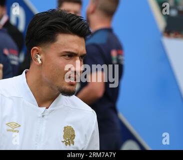 L'Anglais Marcus Smith lors du match international entre l'Angleterre et les Fidji au Twickenham Stadium, Londres le 26 août 2023 Banque D'Images