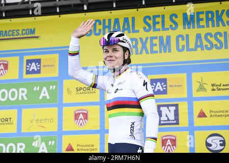 Merksem, Belgique. 27 août 2023. Lotte belge Kopecky de SD Worx photographiée avant la course élite féminine au criterium Schaal sels Merksem à Merksem, Anvers, dimanche 27 août 2023. BELGA PHOTO GOYVAERTS crédit : Belga News Agency/Alamy Live News Banque D'Images