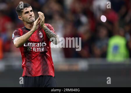 Milan, Italie. 26 août 2023. Christian Pulisic de l'AC Milan célèbre à la fin du match de football Serie A entre l'AC Milan et le Torino FC au Stadio Giuseppe Meazza Credit : Marco Canoniero/Alamy Live News Banque D'Images