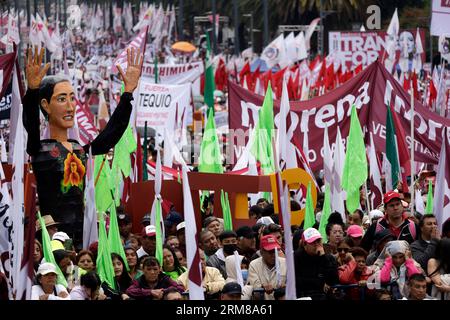 Non exclusif : 26 août 2023, Mexico, Mexique : participants à l'Assemblée informative du candidat à la coordination pour la Défense de tr Banque D'Images