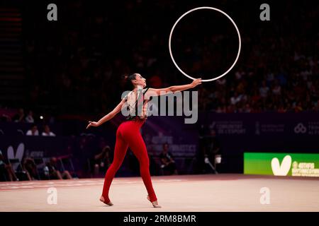 L'espagnole Alba Bautista participe à l'épreuve individuelle globale du 40e Championnat du monde de gymnastique rythmique FIG de qualification olympique à Valenci Banque D'Images