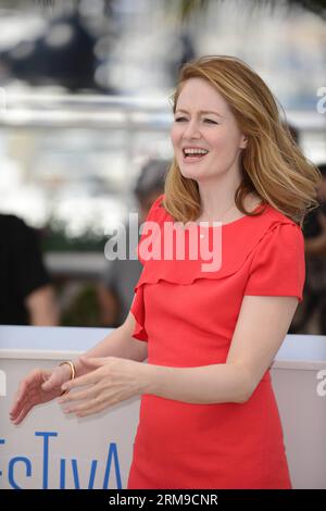 (140518) -- CANNES, 18 mai 2014 (Xinhua) -- l'actrice australienne Miranda Otto pose lors du photocall pour The Homesman au 67e Festival de Cannes à Cannes, France, le 18 mai 2014. Le film est présenté dans la compétition officielle du festival qui se déroule du 14 au 25 mai. (Xinhua/Ye Pingfan) (djj) FRANCE-CANNES-FILM FESTIVAL-THE HOMESMAN-PHOTO CALL PUBLICATIONxNOTxINxCHN Cannes Mai 18 2014 l'actrice australienne XINHUA Miranda Otto pose lors de l'appel photo AU 67e Festival de Cannes à Cannes France Mai 18 2014 le film EST présenté en compétition officielle du Banque D'Images