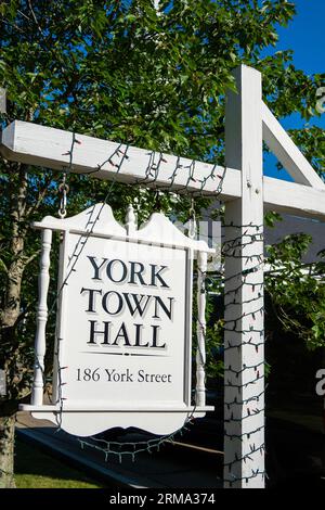 Panneau de la mairie de York dans le Maine de York Banque D'Images