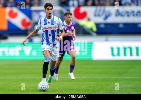 Heerenveen, pays-Bas. 27 août 2023. HEERENVEEN, PAYS-BAS - 27 AOÛT : Anas Tahiri du SC Heerenveen lors du match néerlandais d'Eredivisie entre le sc Heerenveen et le Sparta Rotterdam à l'Abe Lenstra Stadion le 27 août 2023 à Heerenveen, pays-Bas. (Photo Andre Weening/Orange Pictures) crédit : Orange pics BV/Alamy Live News Banque D'Images