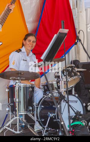 Membre de la Naden Military Band dans un quintette de jazz au Festival maritime de 2023 à Steveston Colombie-Britannique Canada Banque D'Images