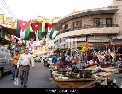Marché de fruits de rue dans Jabal al-Weibdeh quartier Amman Jordanie Banque D'Images