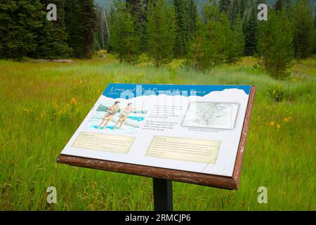 Tableau d'interprétation du camp de Glad Creek, forêt nationale de Clearwater, sentier historique national Lewis et Clark, route panoramique Northwest passage, Idaho Banque D'Images