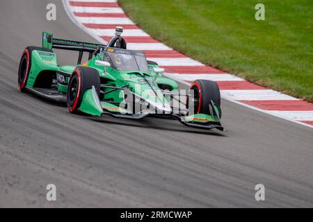 Madison, Illinois, États-Unis. 27 août 2023. DEVLIN DeFRANCESCO (29), pilote de la série INDYCAR, de Toronto, au Canada, court à travers les virages lors du Bommarito Automotive Group 500 au World Wide Technology Raceway à Madison il. (Image de crédit : © Walter G Arce SR Grindstone Medi/ASP) USAGE ÉDITORIAL SEULEMENT! Non destiné à UN USAGE commercial ! Banque D'Images