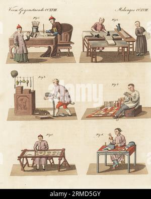 Commerce de la Chine, dynastie Qing, années 1800 Ecrire avec un pinceau à un bureau 1, atelier d’imprimerie 2, banquier/coupe-monnaie 3, libraire 4, brodeur 5, et femme fabricant de bas 6. Copie d'illustrations d'Antoine Cardon dans la Chine en miniature de Jean Baptiste Joseph Breton, 1811. Gravure sur cuivre colorée à la main de Carl Bertuch's Bilderbuch fur Kinder (Livre d'images pour enfants), Weimar, 1815. Banque D'Images