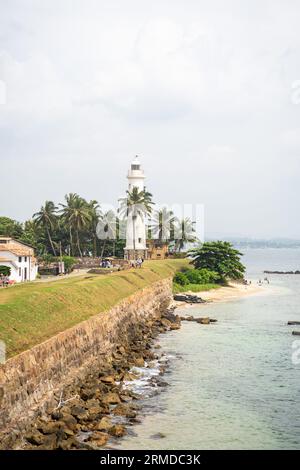 Photo phare du fort colonial de Galle à l'océan dans le sud du Sri Lanka Banque D'Images