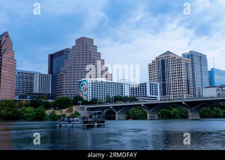 Bateaux d'excursion sur l'eau du lac Lady Bird à Austin, Texas, États-Unis Banque D'Images