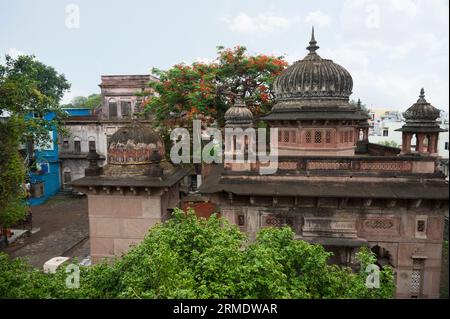 Chhattris des dirigeants princiers de Dhar, la famille Punwar, situé à Dhar, Madhya Pradesh, Inde Banque D'Images