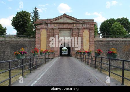 porte de colmar (remparts vauban) à neuf-brisach en alsace (france) Banque D'Images