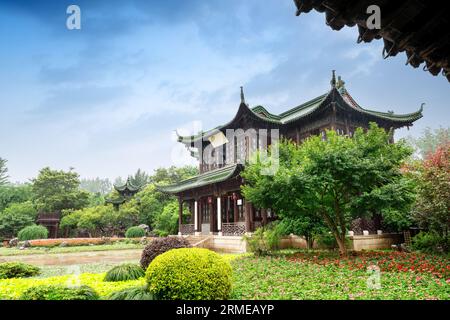 Un jardin classique situé dans le lac Sender West, à Yangzhou, en Chine. Banque D'Images