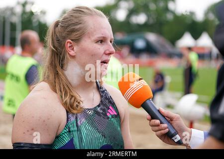 BREDA, PAYS-BAS - 28 JUILLET : Jessica Schilder des pays-Bas en compétition dans le lancer du poids le jour 1 des Championnats nationaux néerlandais d'athlétisme au Sprint AV le 28 juillet 2023 à Breda, pays-Bas. (Photo de Joris Verwijst/BSR Agency) Banque D'Images