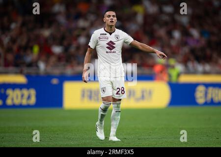 Samuele Ricci du Torino FC fait des gestes lors du match de football Serie A entre l'AC Milan et le Torino FC. Banque D'Images