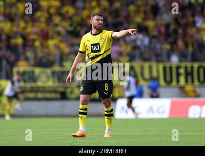 Erfurt, Deutschland. 22 juillet 2023. Firo : 07/22/2023, football, football, 1e division, 1e Bundesliga, saison 2023/2024, test match, Rot-Weiss Erfurt - BVB, Borussia Dortmund Salih OZCAN, BVB, Gesture Credit : dpa/Alamy Live News Banque D'Images