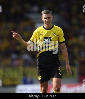 Erfurt, Deutschland. 22 juillet 2023. Firo : 07/22/2023, football, football, 1e championnat, 1e Bundesliga, saison 2023/2024, test match, Rot-Weiss Erfurt - BVB, Borussia Dortmund Nico SCHLOTTERBECK, BVB, Gesture Credit : dpa/Alamy Live News Banque D'Images